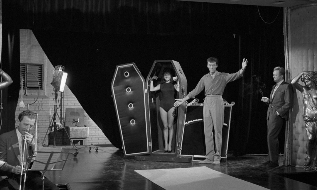 The Eurocrypt of Christopher Lee Collection 3 [7-Disc Box Set: (1) 4K UHD + (6) Blu-rays + Book ]