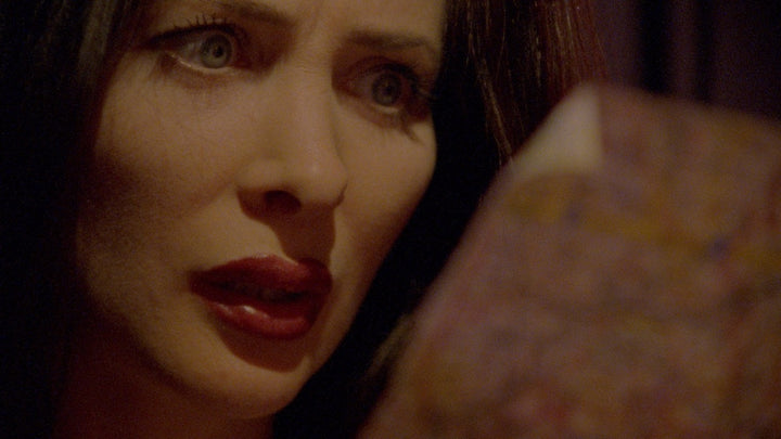 Razor Blade Smile [3-Disc 4K UHD w/LE Slipcover]