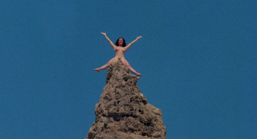 Russ Meyer's Supervixens [2-Disc 4K UHD w/Slipcover]